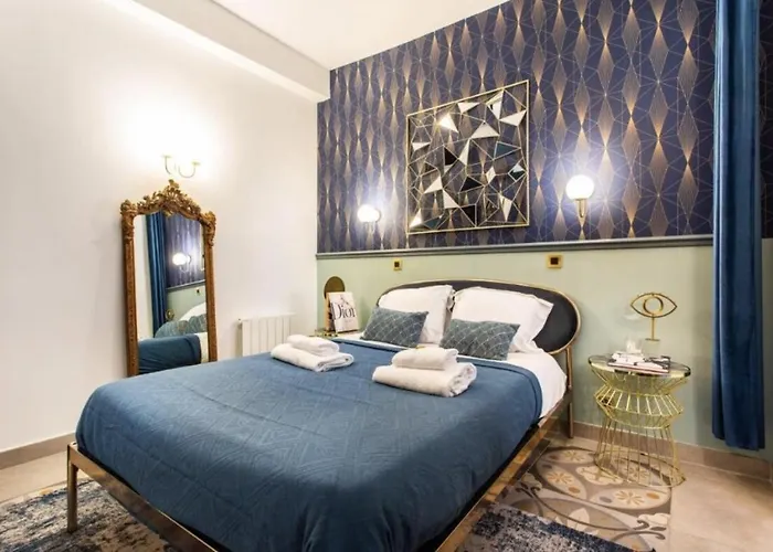 Charming 2br # Grands Boulevards Париж