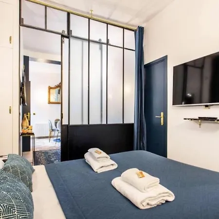 2br#grands Boulevards#paris10#6pers#ac *