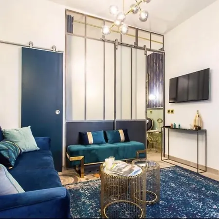 Charming 2br # Grands Boulevards Paříž